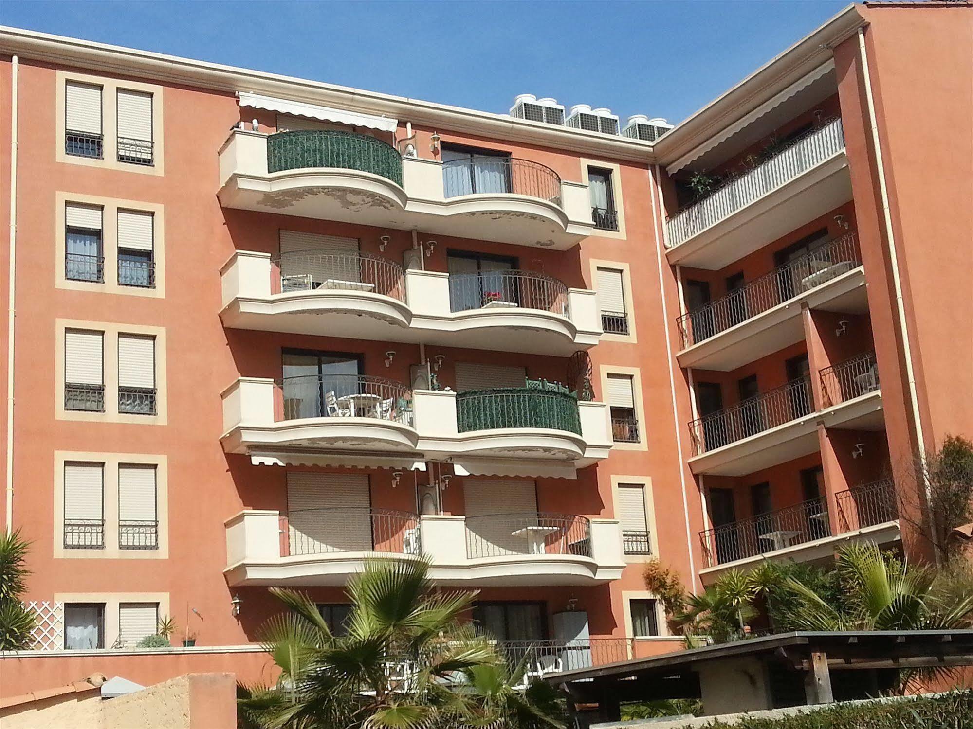Residences Les Venitiennes Saint-Raphaël Exterior foto