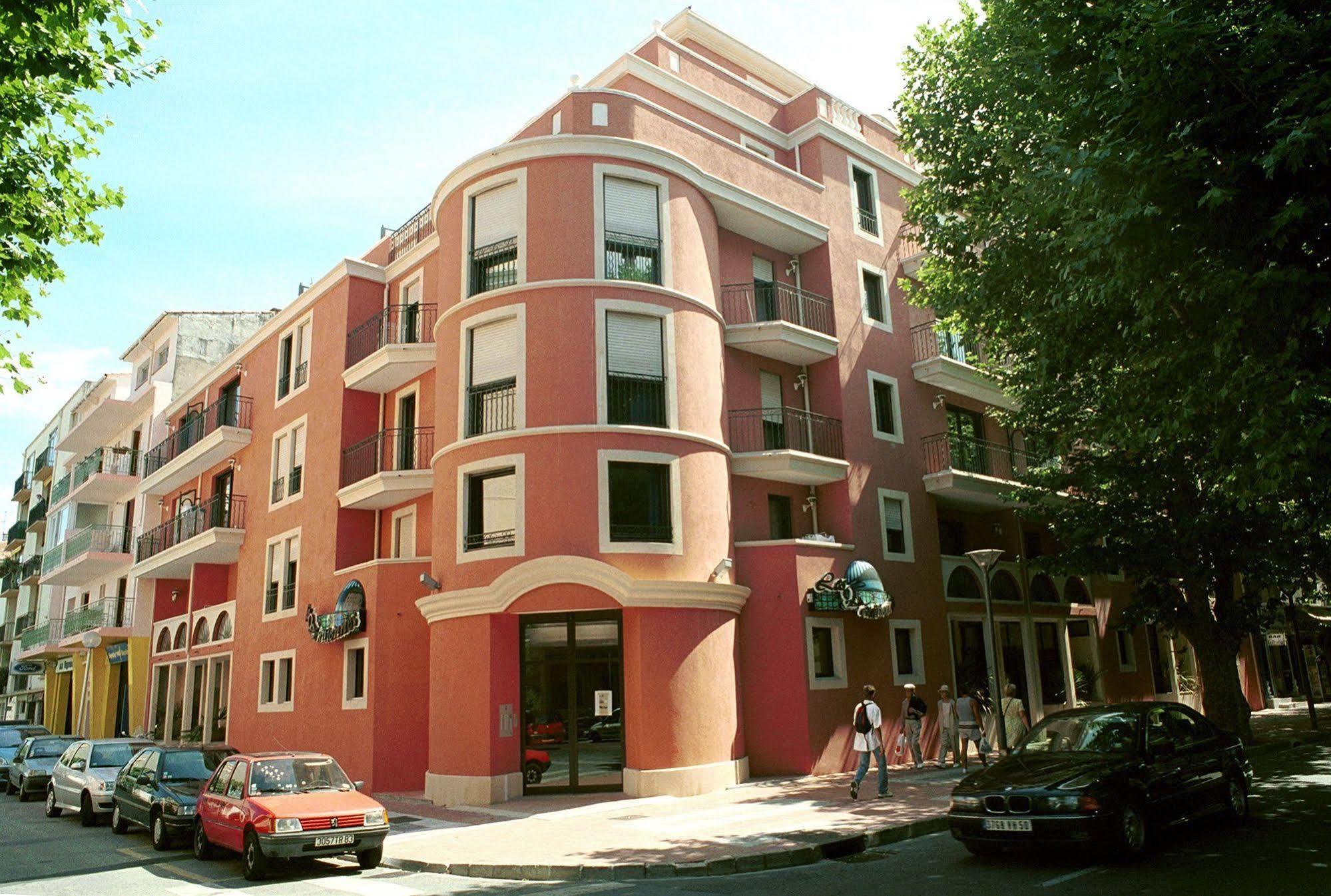 Residences Les Venitiennes Saint-Raphaël Exterior foto